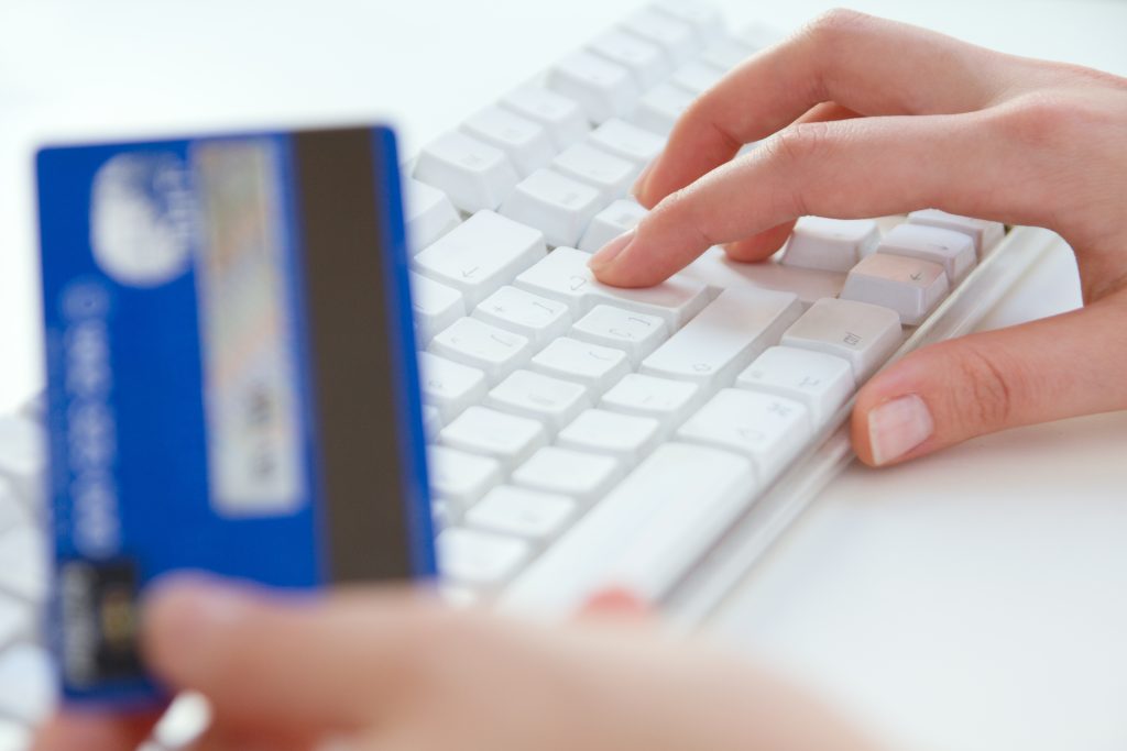 I have used an image of a person making a contactless payment. Give me Quick Copy-Paste WordPress Image SEO Elements: Alt text, title, caption, description